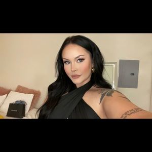 Meet your Posher, Darrione